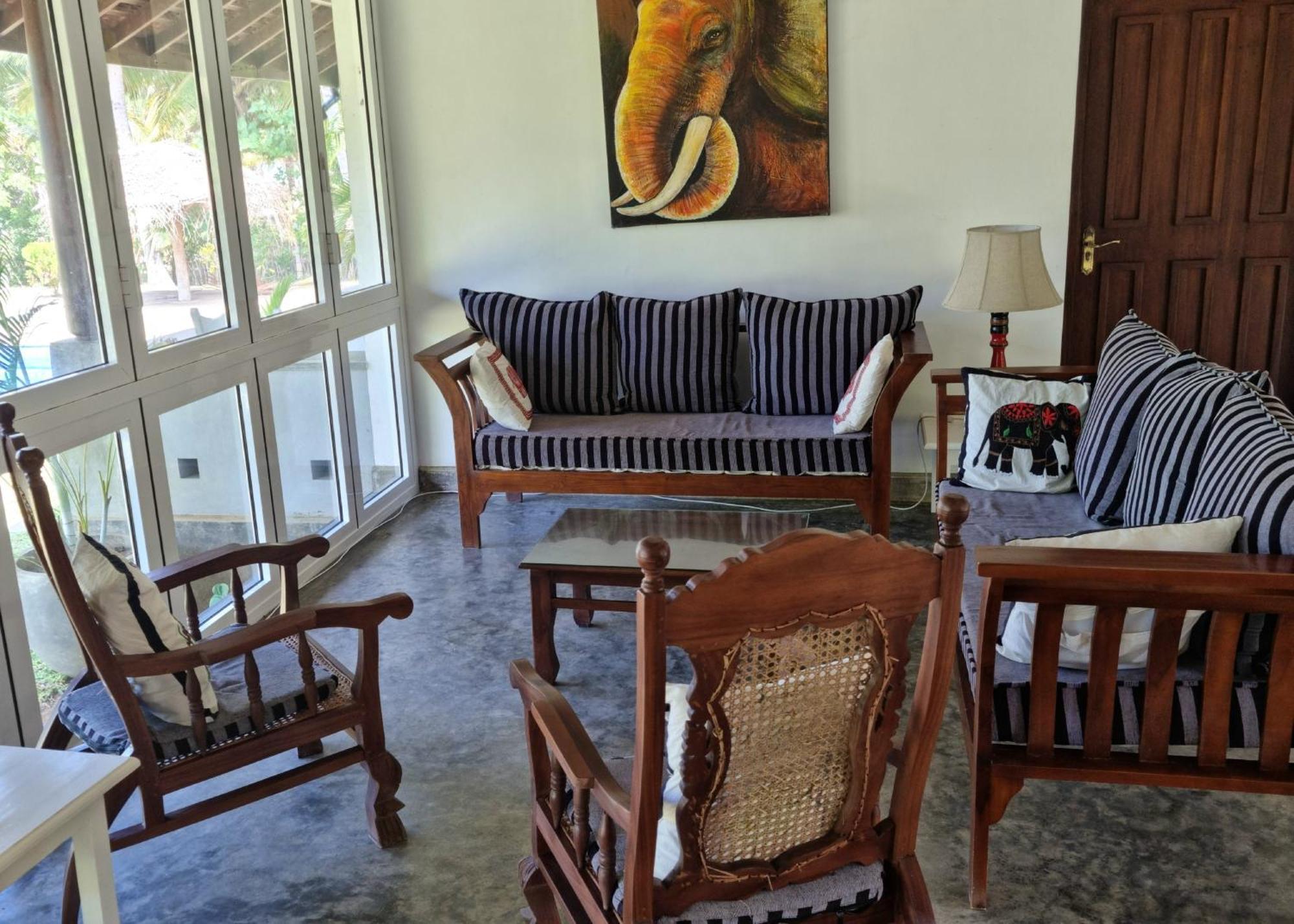 Ardeen Villa - Superb 3 Bedroom Beachfront For 6, Bb, Free Pick Up For 7 Night Stays Arriving Together, Fully Serviced, Taxes Included Tangalle Ngoại thất bức ảnh